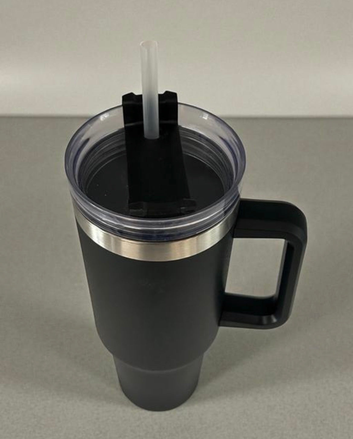 Flowsta HydraTumbler – 40 oz Premium Stainless Steel Tumbler with Handle & Straw | Leak-Proof Travel Mug